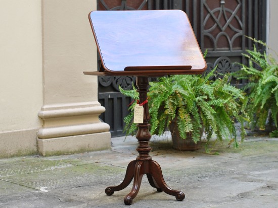 Tavolino: Antico Scrittoio...
