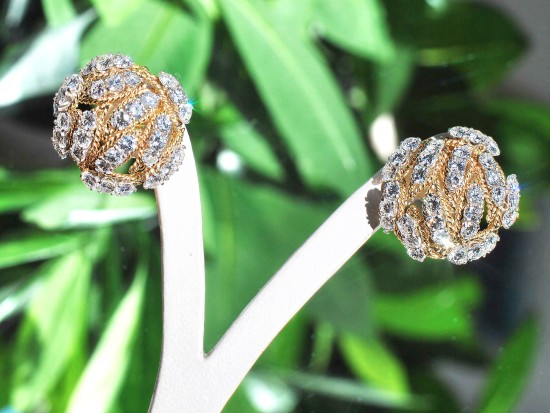 Round Gold and Diamond...