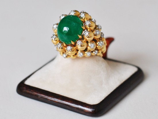 Anello Cabochon di Smeraldo...