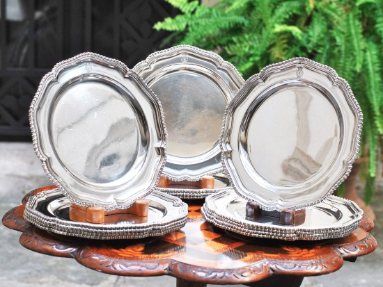 Tableware: Set of 14 Old...