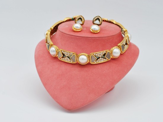 Parure Collana e Orecchini...
