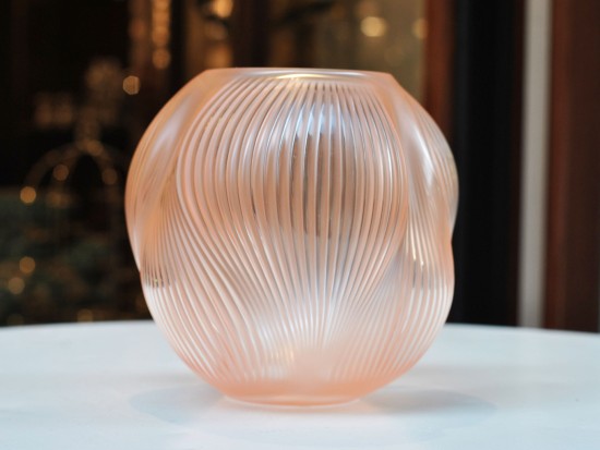 Vaso Lalique "Alize"...
